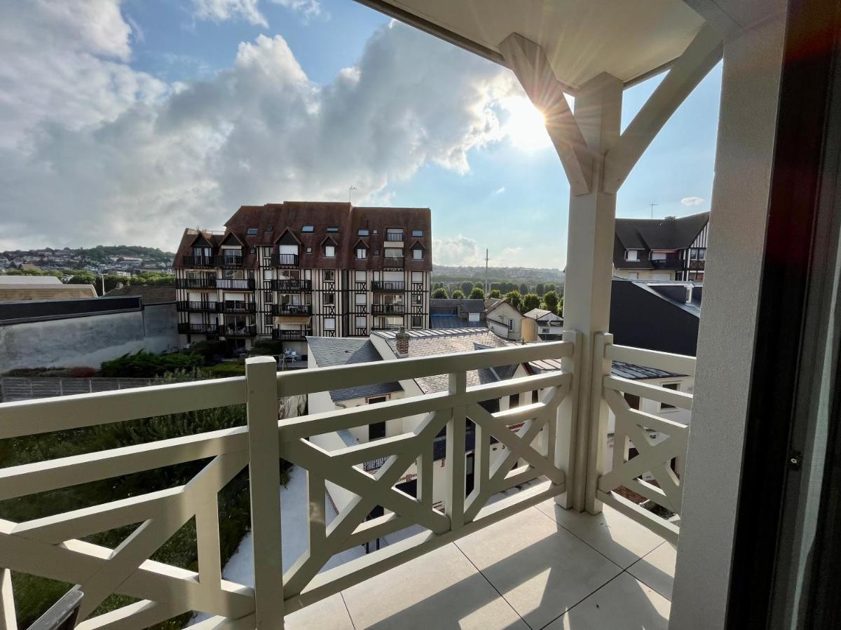 Apartament Sejour Authentique - Balcon, Parking & Wifi Ultra-Rapide Deauville Zewnętrze zdjęcie