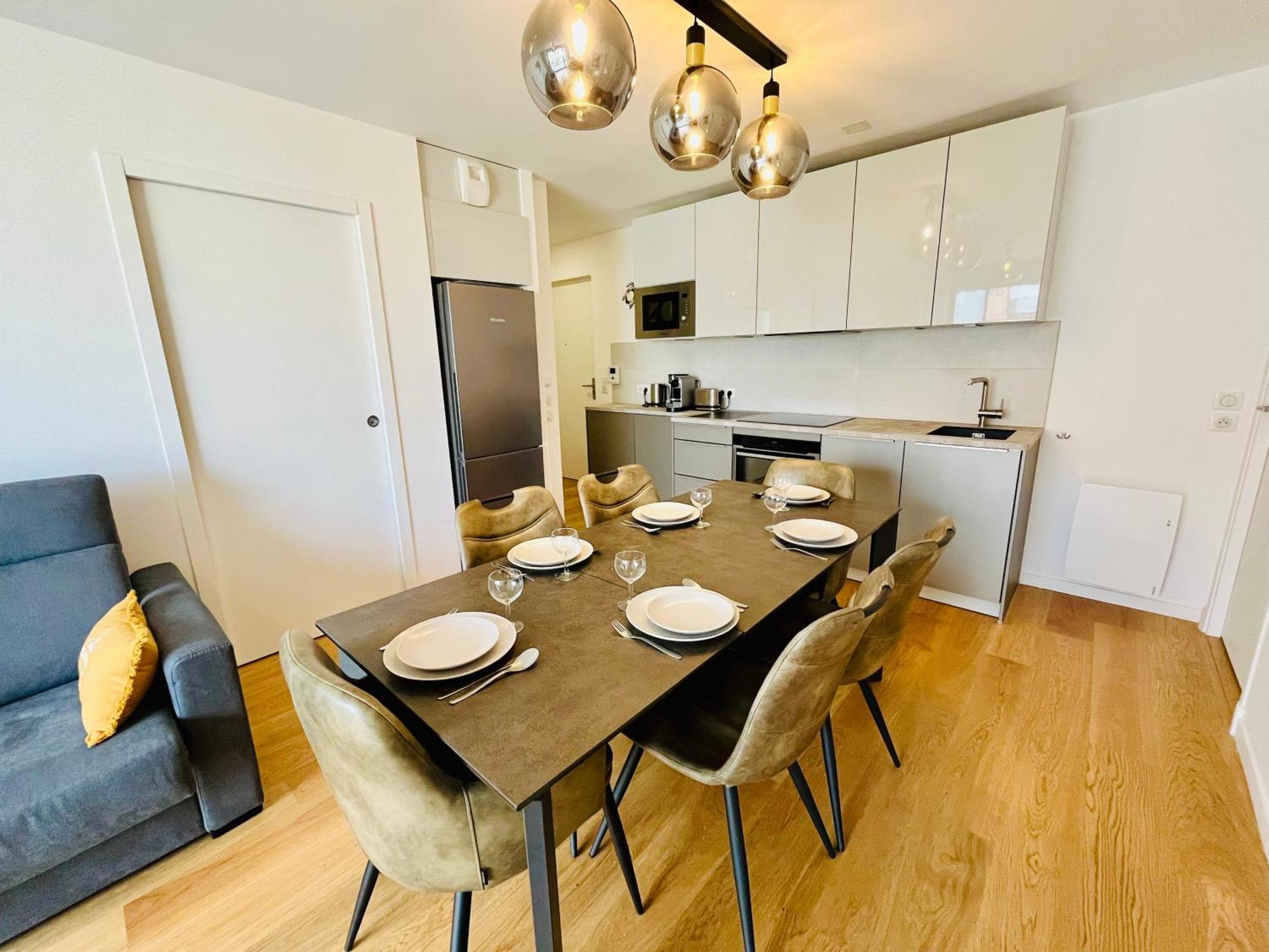 Apartament Sejour Authentique - Balcon, Parking & Wifi Ultra-Rapide Deauville Zewnętrze zdjęcie