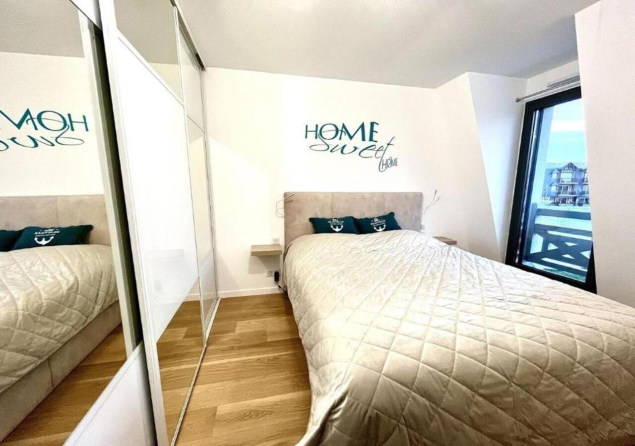Apartament Sejour Authentique - Balcon, Parking & Wifi Ultra-Rapide Deauville Zewnętrze zdjęcie